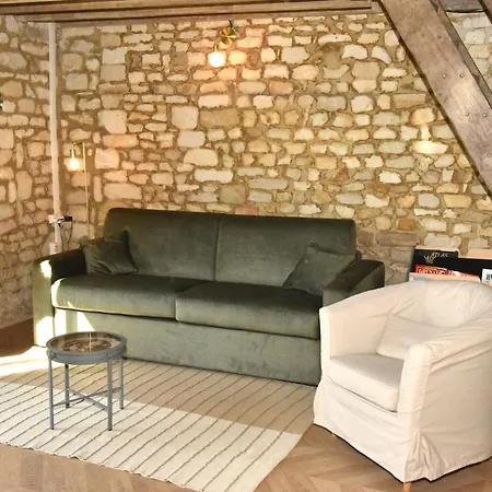 Charmante Maisonnette Au Calme * Vadencourt (Aisne)